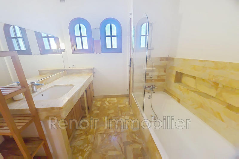 Appartement - 93 m² - 3 pièces