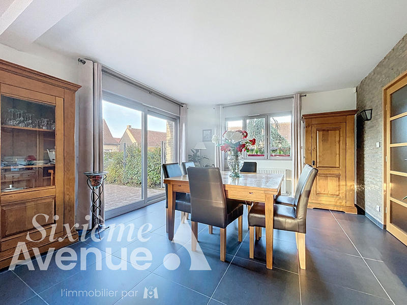 Maison - 150 m² - 5 pièces