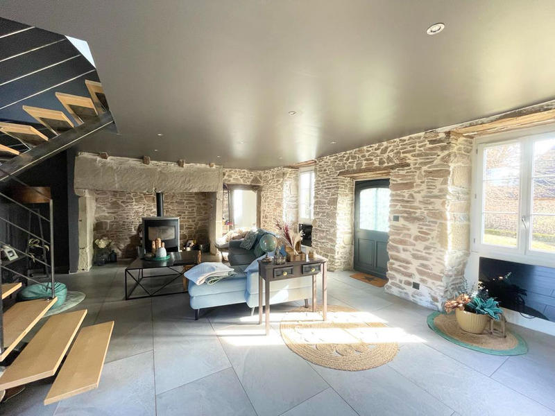 Maison - 206 m² - 6 pièces