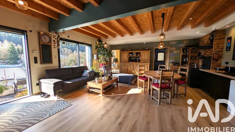 Maison - 123 m² - 5 pièces