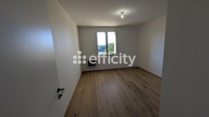 Maison en pierre - 201 m² - 5 pièces