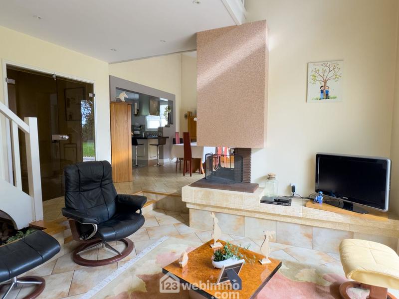 Maison - 140 m² - 6 pièces