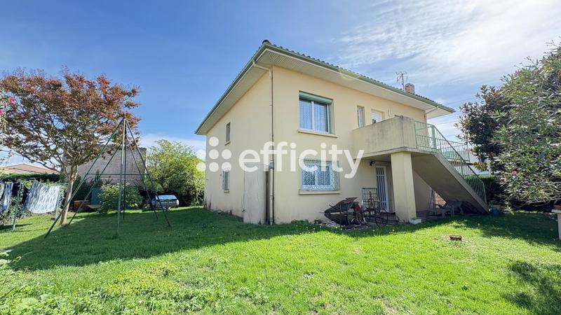 Pavillon - 136 m² - 6 pièces