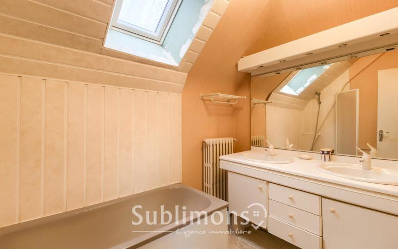 Maison - 154 m² - 8 pièces