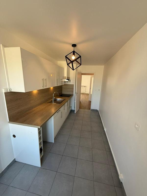 Appartement - 84 m² - 3 pièces