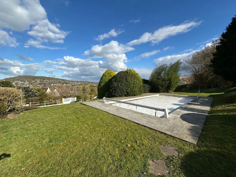 Maison - 190 m² - 6 pièces