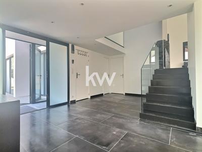Maison d'architecte - 180 m² - 7 pièces