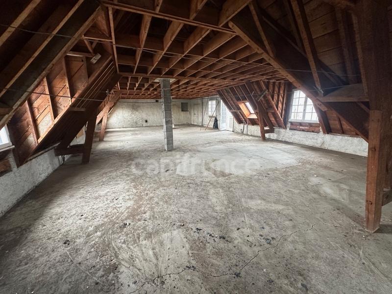 Loft - 140 m² - 1 pièce