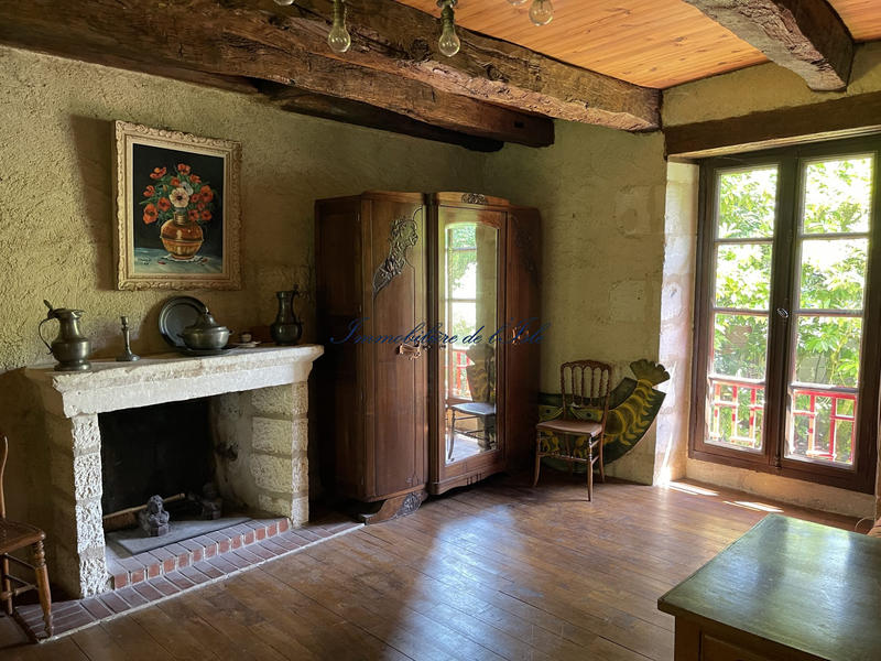 Maison - 320 m² - 8 pièces