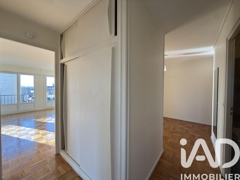 Appartement - 83 m² - 4 pièces