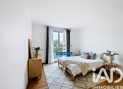 Maison - 106 m² - 6 pièces