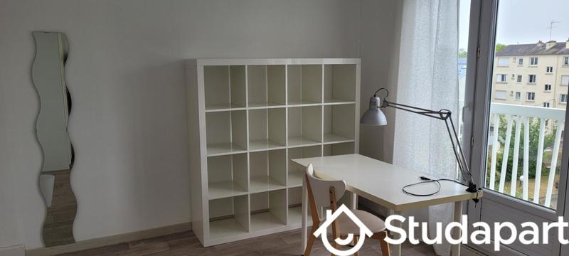 Chambre - 14 m² - 1 pièce