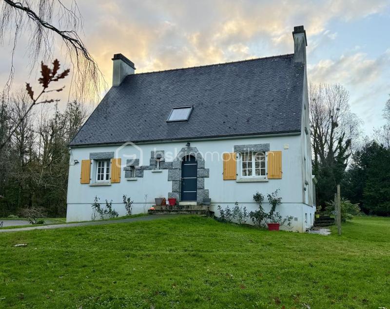 Maison - 130 m² - 7 pièces