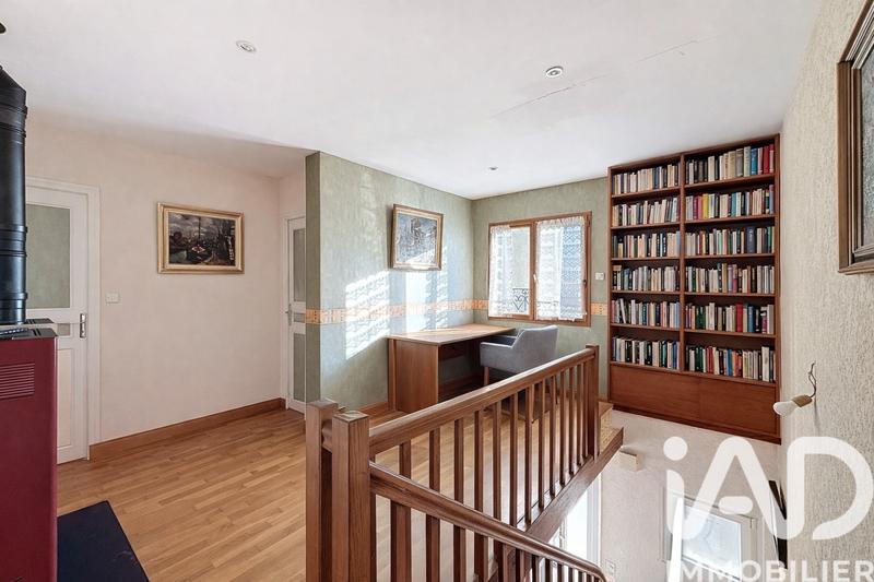 Maison - 215 m² - 10 pièces