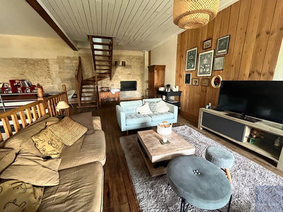 Maison - 260 m² - 7 pièces