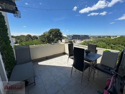 Appartement - 100 m² - 5 pièces