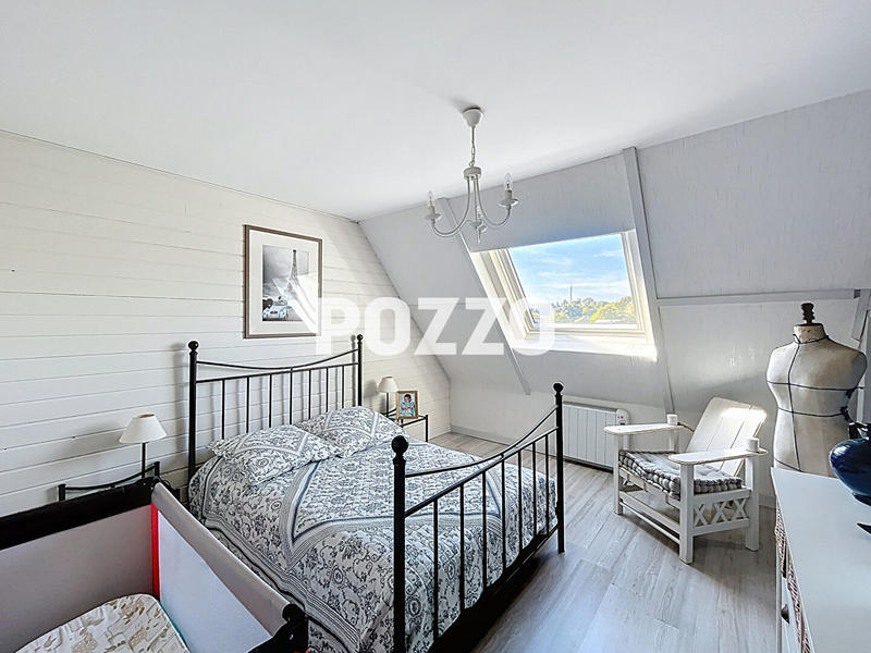 Maison - 166 m² - 7 pièces