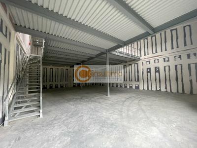 Local d'activité / Entrepôt - 367 m²