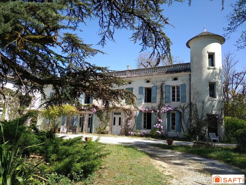 Maison de maîtres - 410 m² - 10 pièces