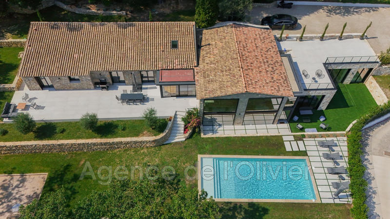 Maison en pierre - 289 m²