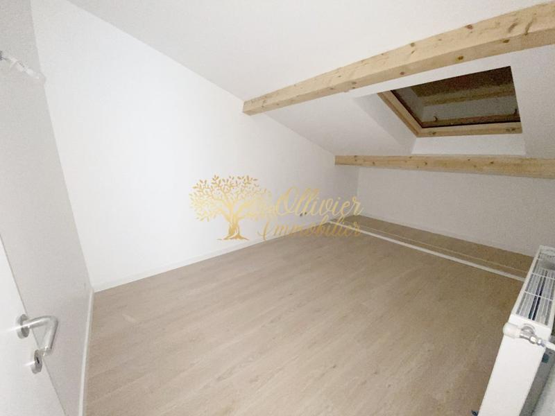 Pavillon - 92 m² - 4 pièces