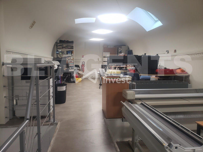 Immeuble - 250 m² - 4 pièces