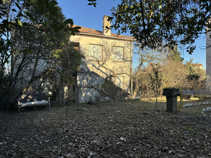 Immeuble - 266 m² - 11 pièces