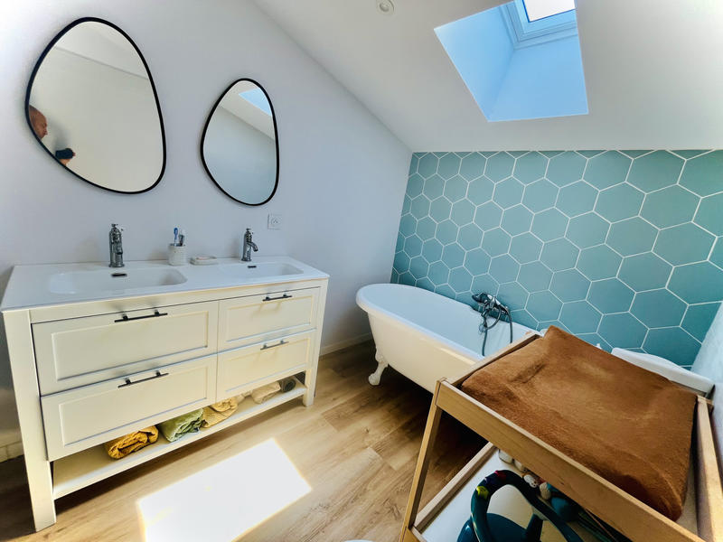 Maison - 200 m² - 7 pièces