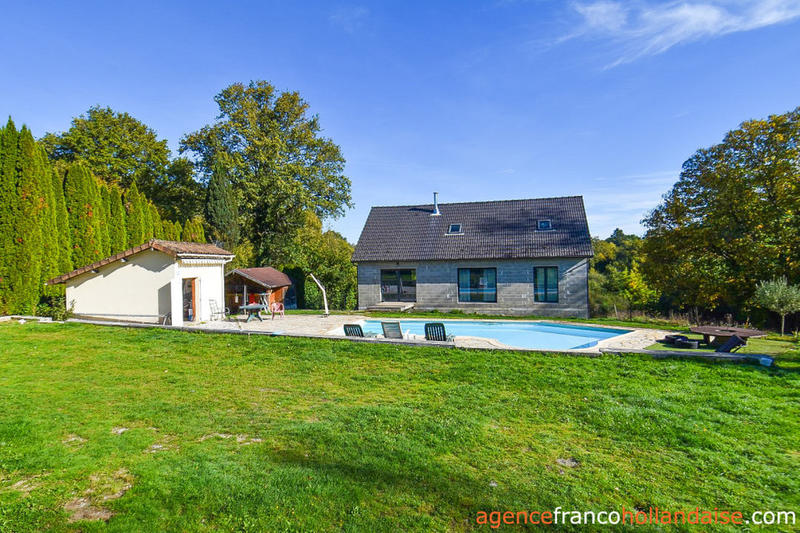 Maison - 135 m² - 6 pièces