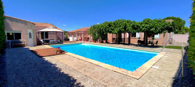 Villa - 190 m² - 9 pièces