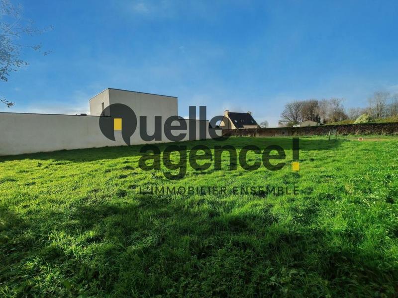 Terrain constructible - 829 m²
