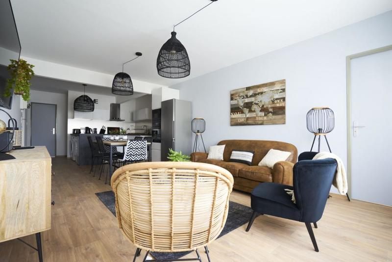 Appartement - 97 m² - 6 pièces