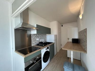 Chambre - 14 m² - 1 pièce