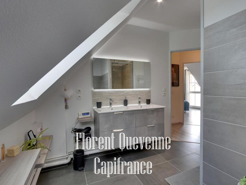 Maison - 102 m² - 4 pièces