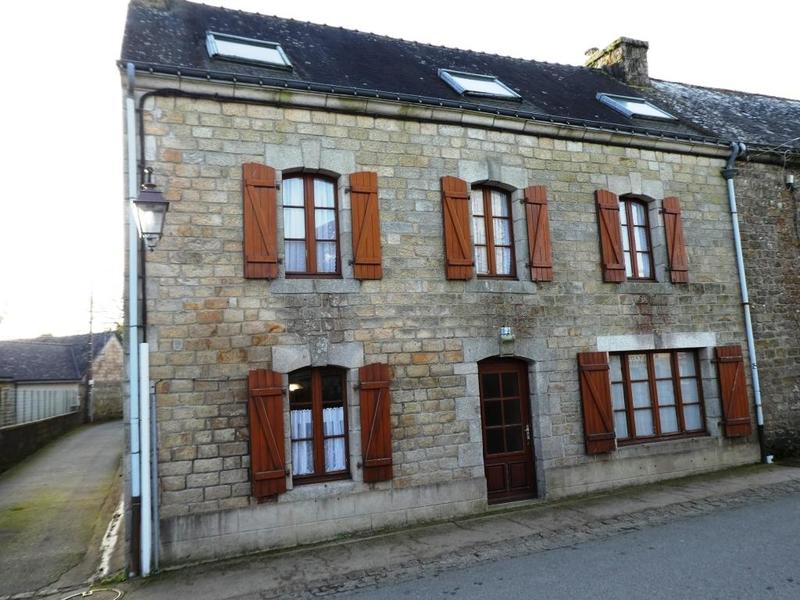 Maison en pierre - 142 m² - 8 pièces