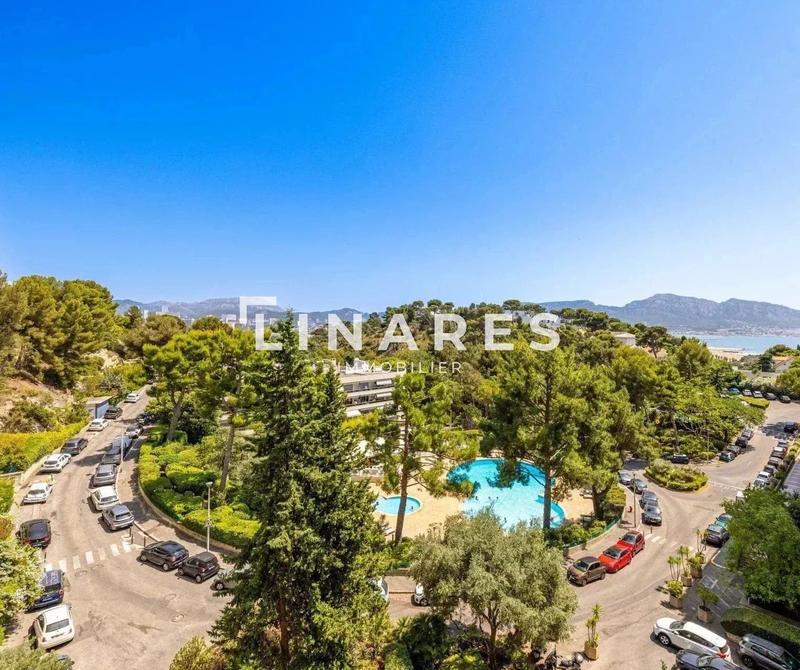 Appartement - 168 m² - 5 pièces