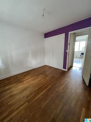 Immeuble - 218 m² - 11 pièces