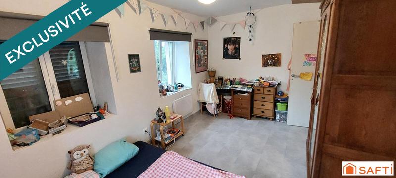 Maison - 240 m² - 9 pièces