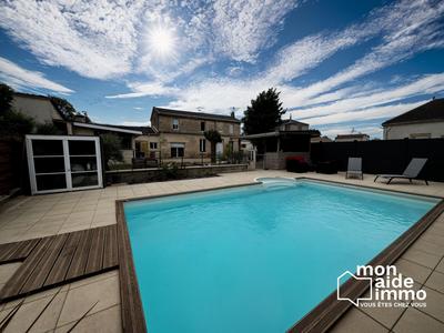 Maison - 162 m² - 6 pièces