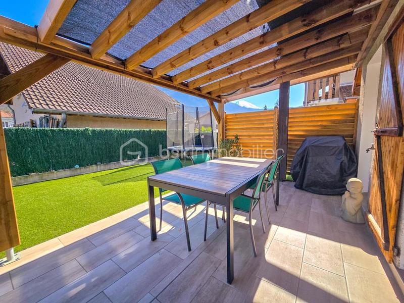 Maison - 105 m² - 4 pièces