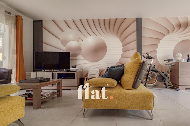 Maison - 175 m² - 6 pièces