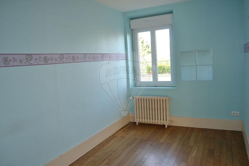 Maison - 187 m² - 7 pièces