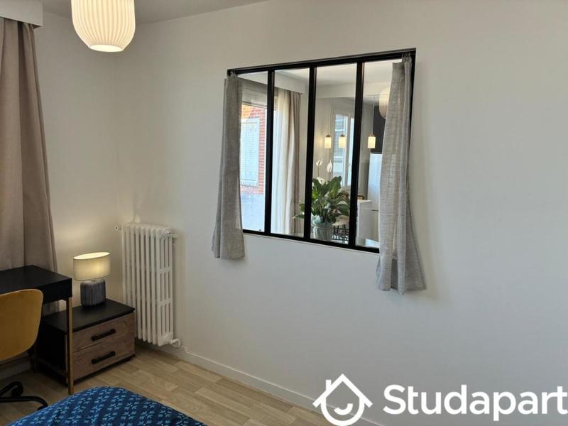 Chambre - 9 m² - 1 pièce