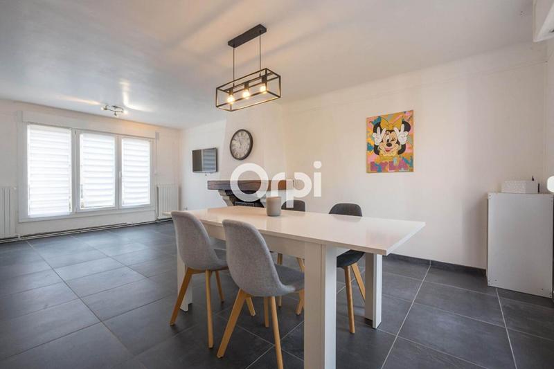 Maison - 88 m² - 4 pièces