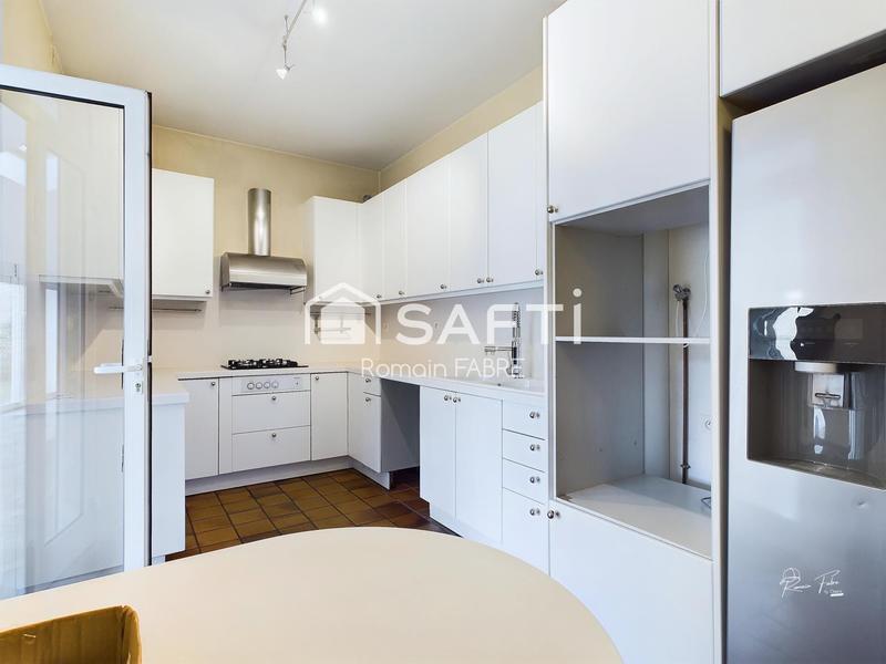 Maison - 304 m² - 7 pièces