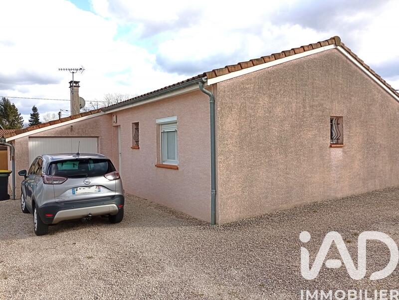 Maison - 93 m² - 4 pièces