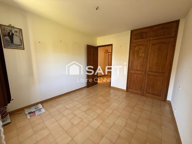 Maison - 195 m² - 8 pièces