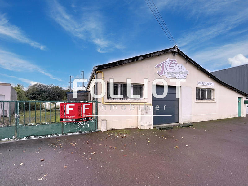 Maison - 280 m² - 8 pièces