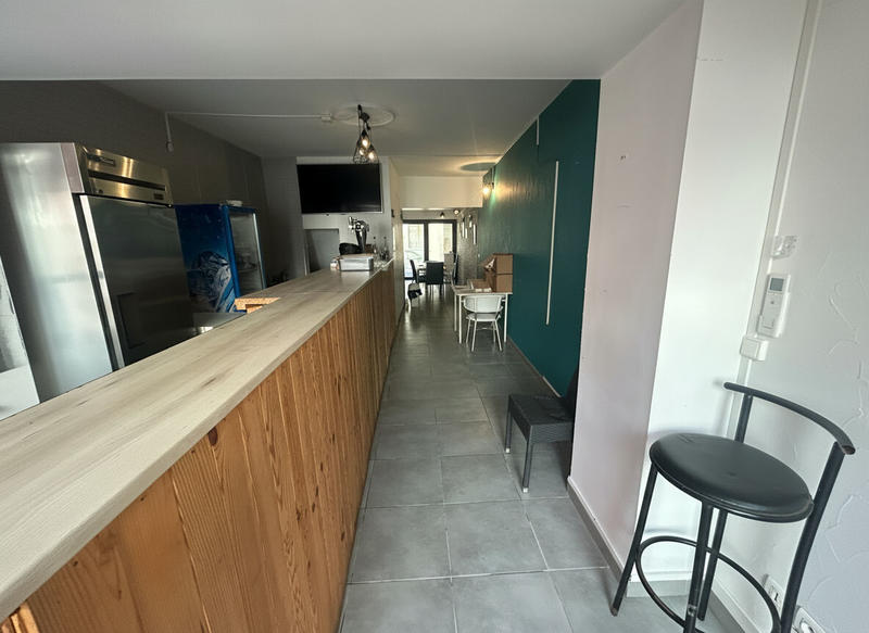 Local d'activité / Entrepôt - 66 m²