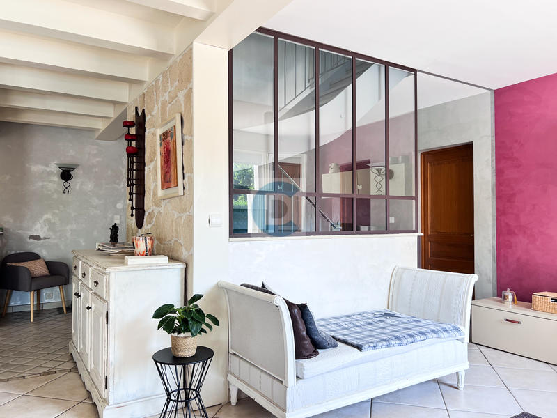 Maison - 137 m² - 5 pièces